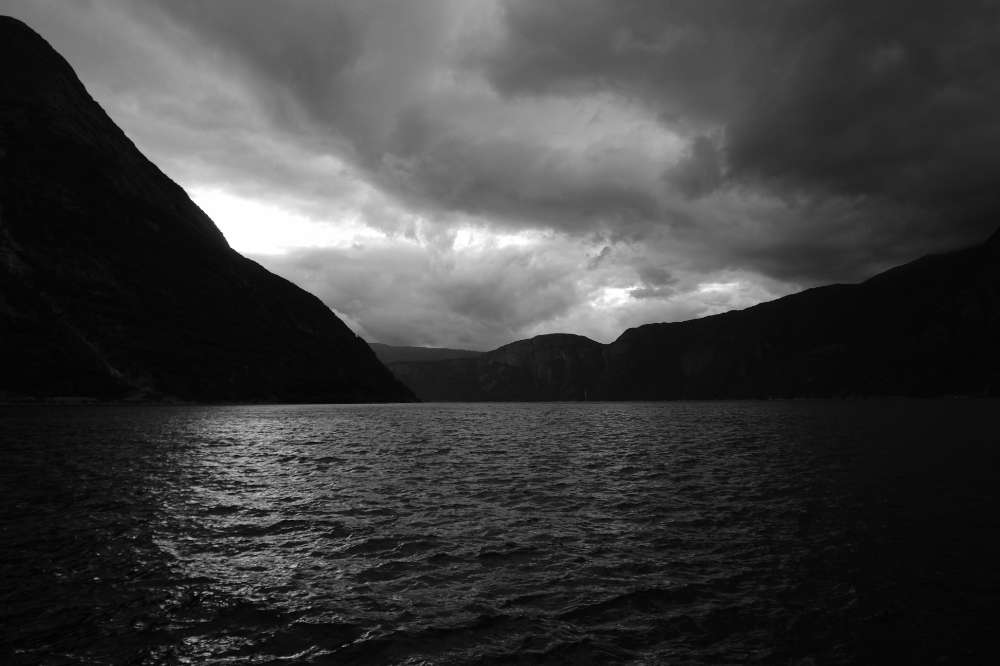 Nacht auf dem Fjord Norwegen