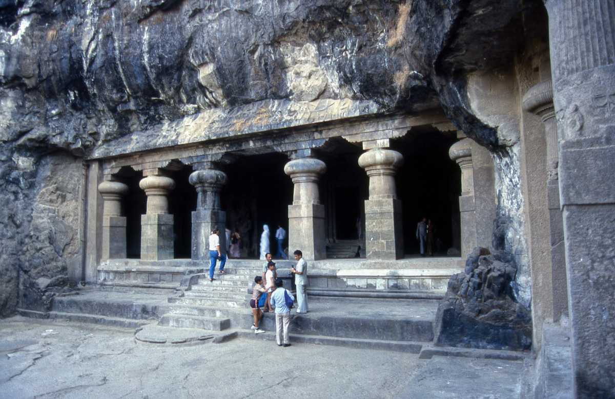Elephanta Caves auf Gharaburi bei Mumbay