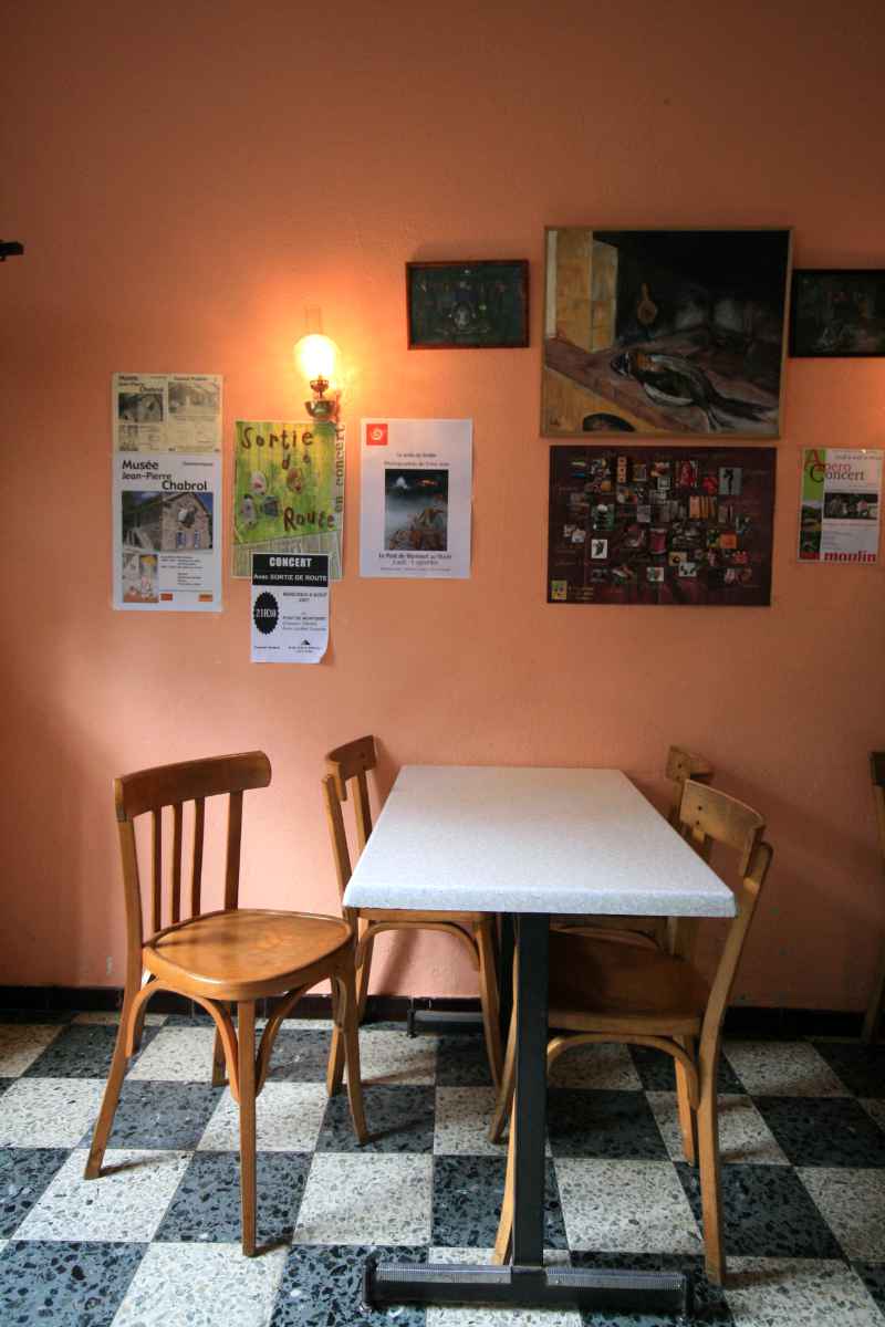 auberge bar des bastides 8055